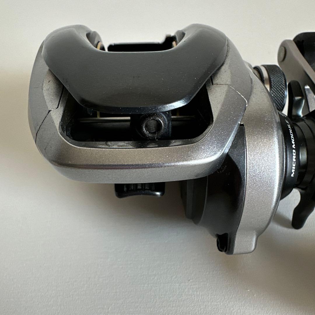 SHIMANO シマノ 13メタニウム 左 中古美品② Amazon | シマノ(SHIMANO) ベイトリール 13 メタニウム LEFT (左