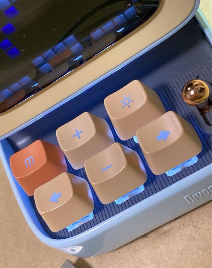 Divoom サウンドスピーカー　Bluetooth接続　中古　タイプCコード付 Divoom サウンドスピーカー Bluetooth接続 中古 タイプCコード付