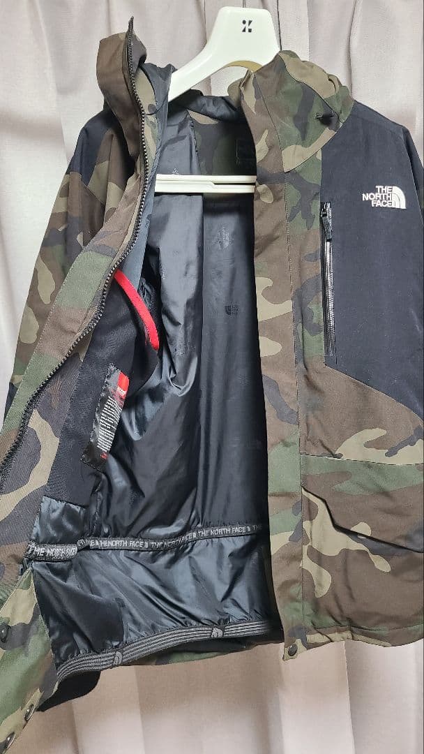 THE NORTH FACE ステップシリーズカモフラスノーボードウエア THE NORTH FACE ステップシリーズカモフラスノーボードウエア
