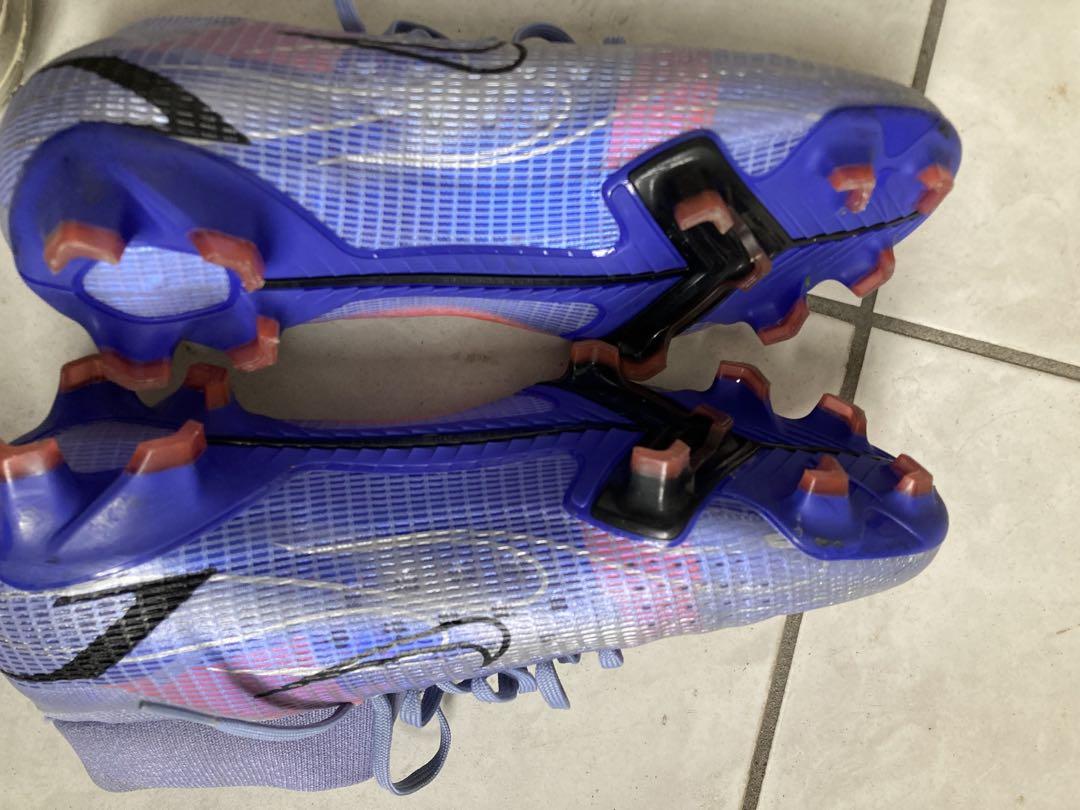 Nike サッカースパイク　スーパーフライ8 PRO FG26cm NIKE ナイキ スーパーフライ8 プロ KM FG(パープル×レッド