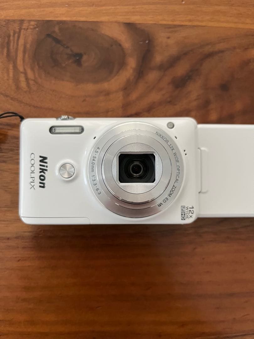 Nikon COOLPIX S6900 ホワイト