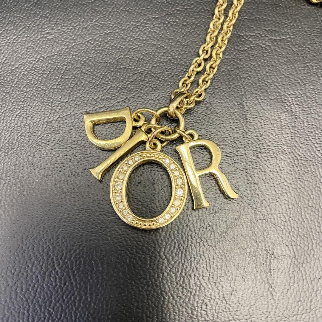 Christian Dior クリスチャン ディオール ロゴチャーム