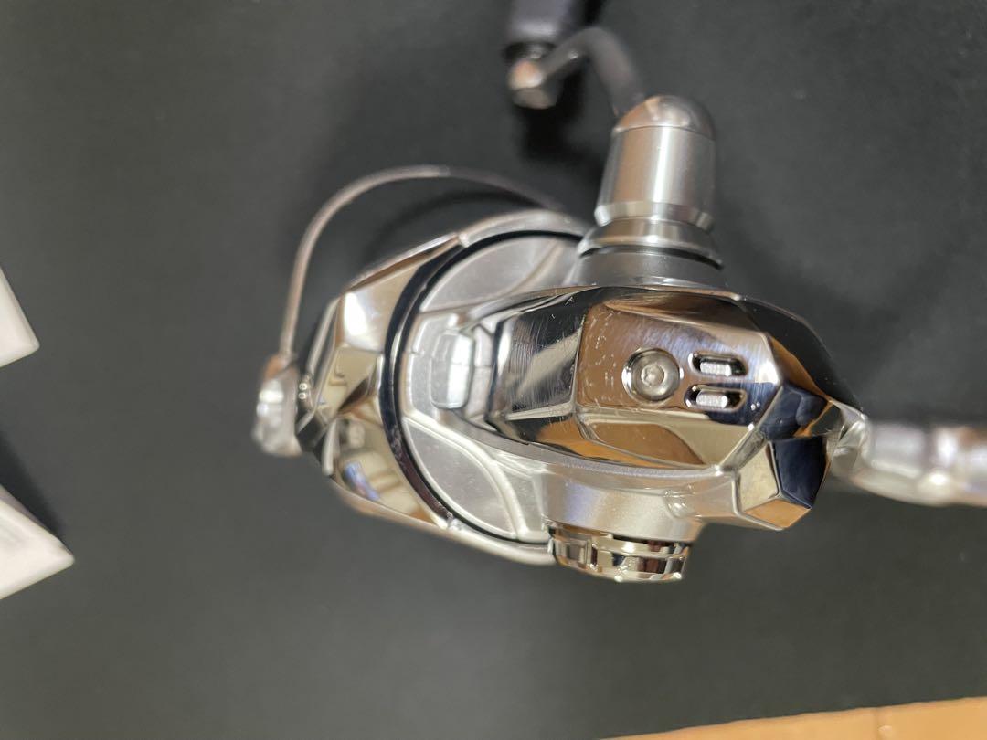 19SHIMANO STRADIC C2000Sリール 取扱説明書付き‼️元払い‼️ 19SHIMANO STRADIC C2000Sリール 取扱説明書付き‼️元払い