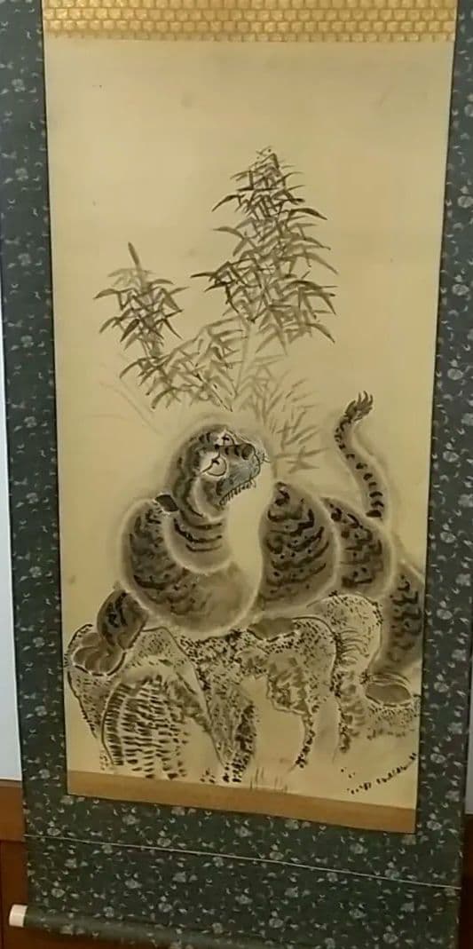 掛け軸 虎 無落款目立った傷や汚れなし WWW_IBETON_RU