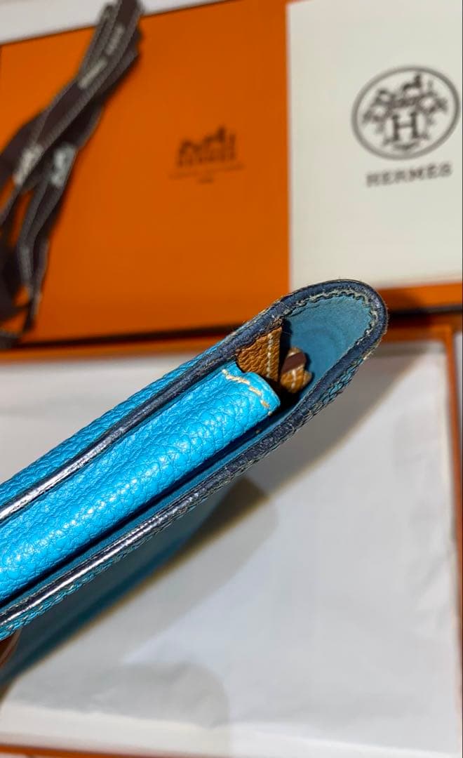 話題 HERMES エルメス ドゴンGM バイカラー レザー 長財布