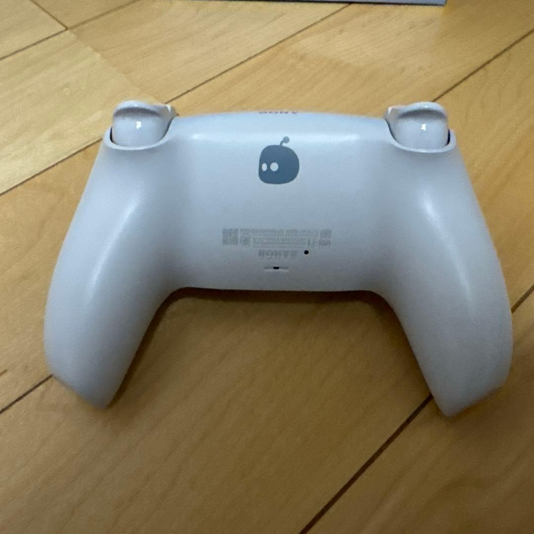 PS5 DualSense ワイヤレスコントローラー アストロボット リミテッド