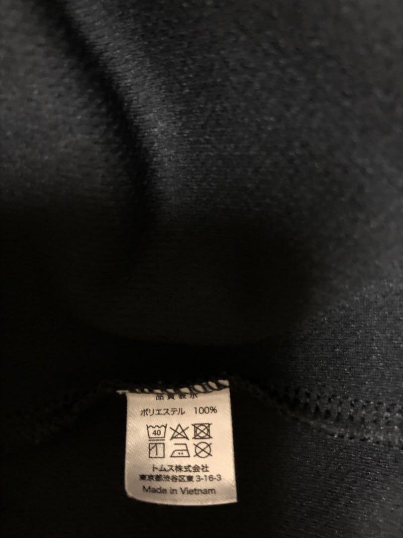 【正規品】リライブシャツ　美品　男女兼用　VネックTシャツ　SSサイズ