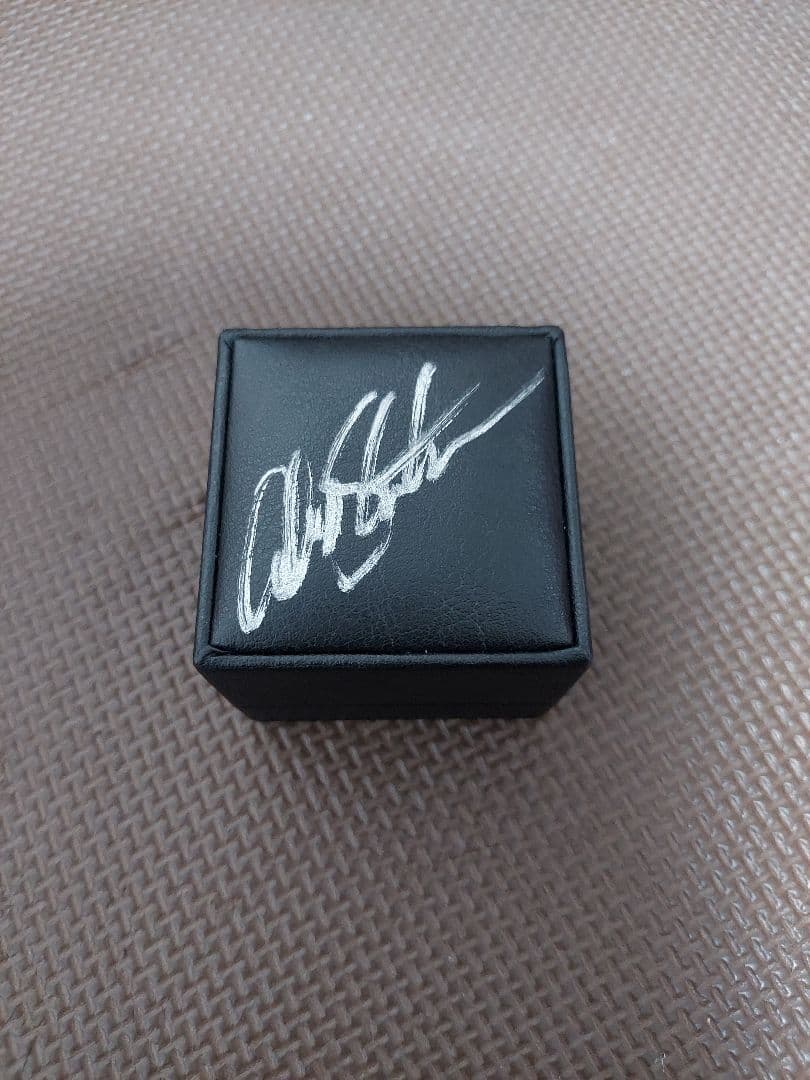 エンジェルハートリング目立った傷や汚れなし