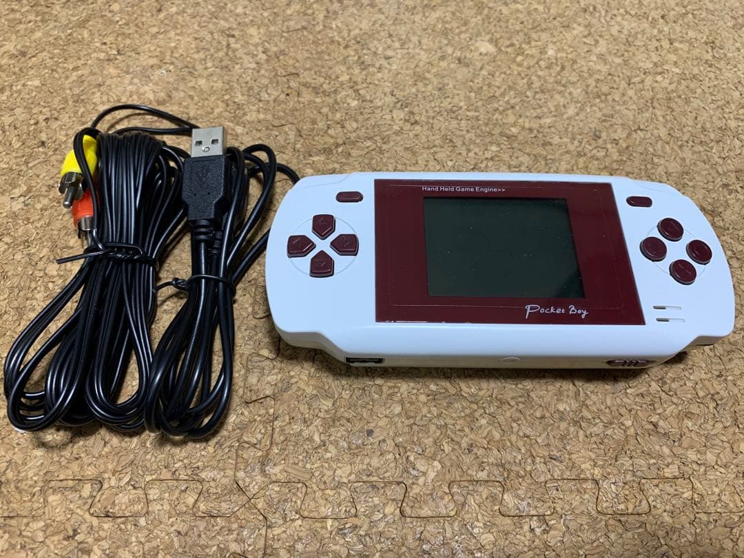 Pocket Boy ポータブルファミコン互換機 FC-360やや傷や汚れあり