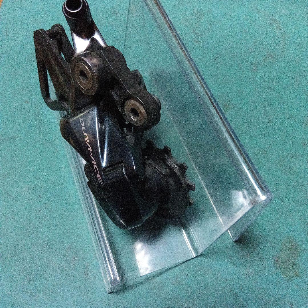 RD-R9100 リアディレイラー目立った傷や汚れなし