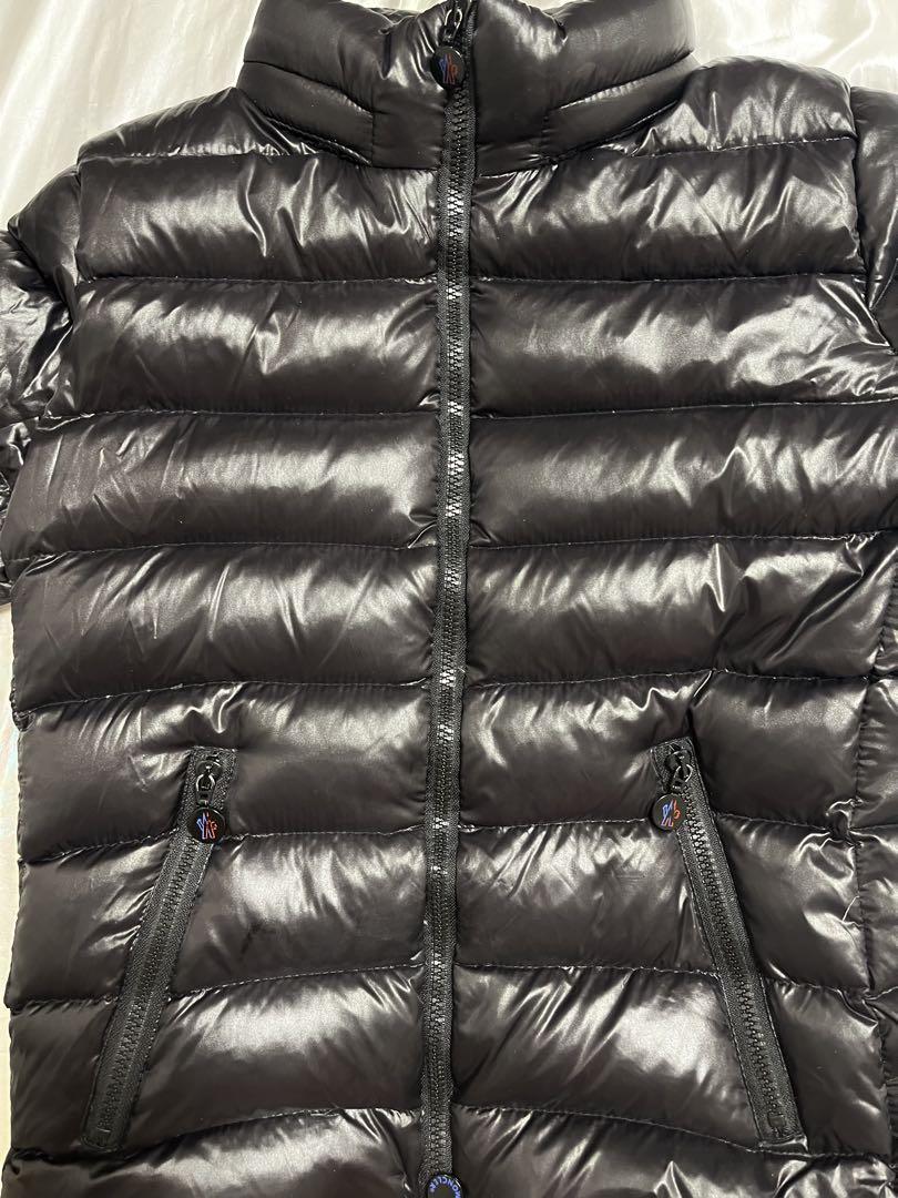 MONCLER モンクレール　モンクレ　ダウンジャケット　ダウン　ブラック