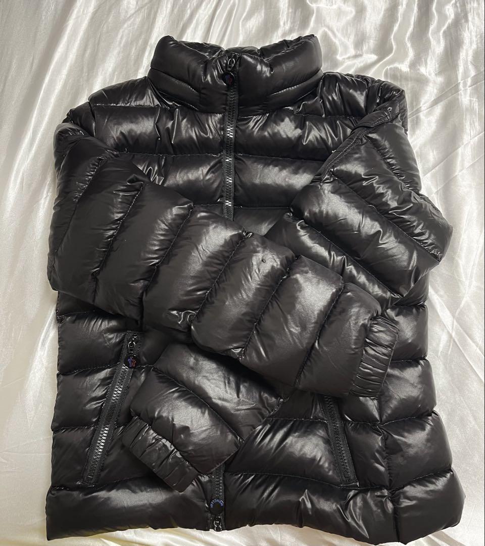 MONCLER モンクレール　モンクレ　ダウンジャケット　ダウン　ブラック