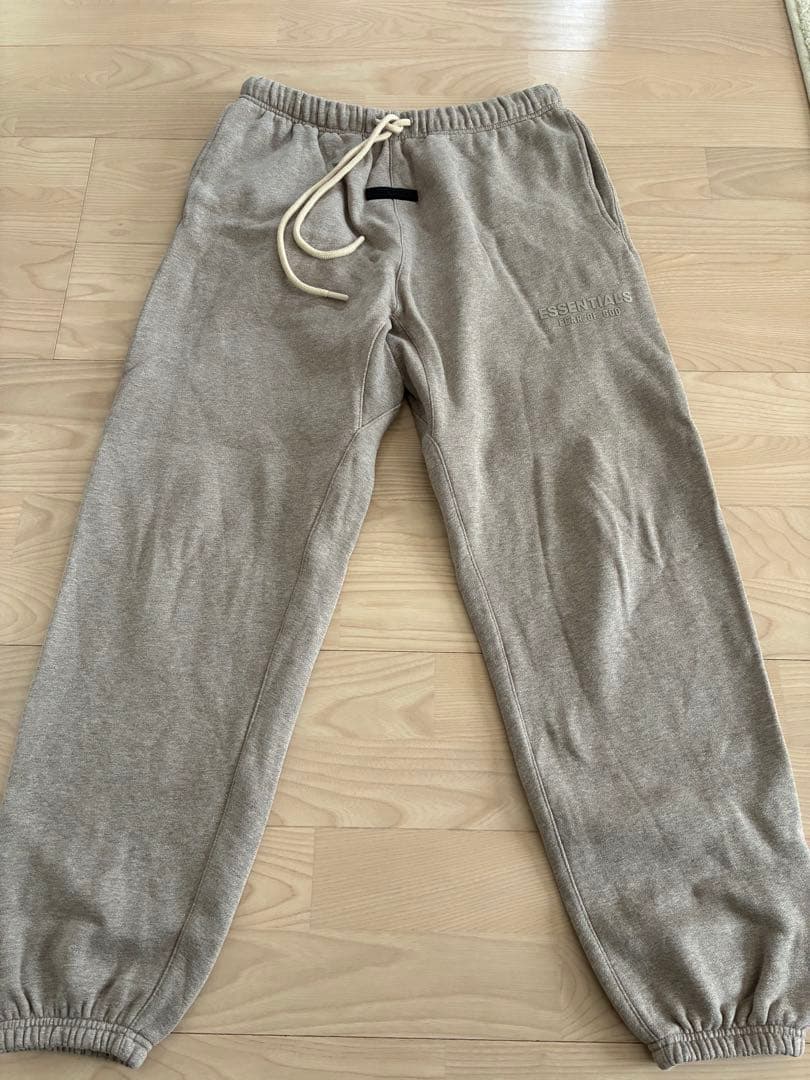 ESSENTIALS スウェットパンツ Sサイズ