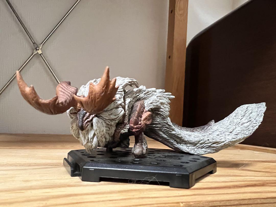 モンハンフィギュア８個