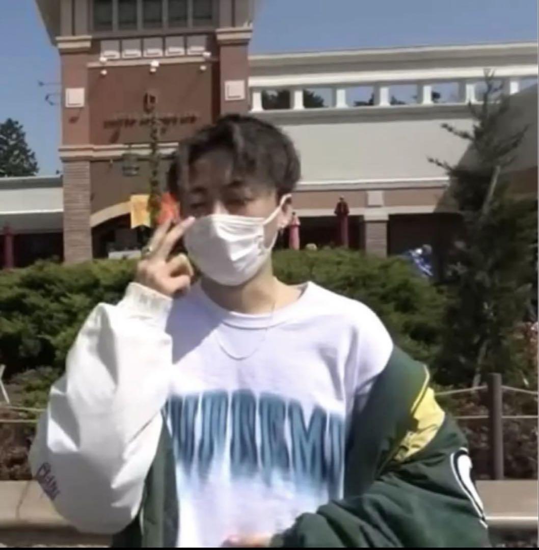 supreme Blurred Arc S/S Top White - メルカリ