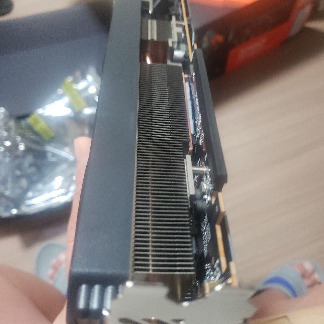 GIGABYTE