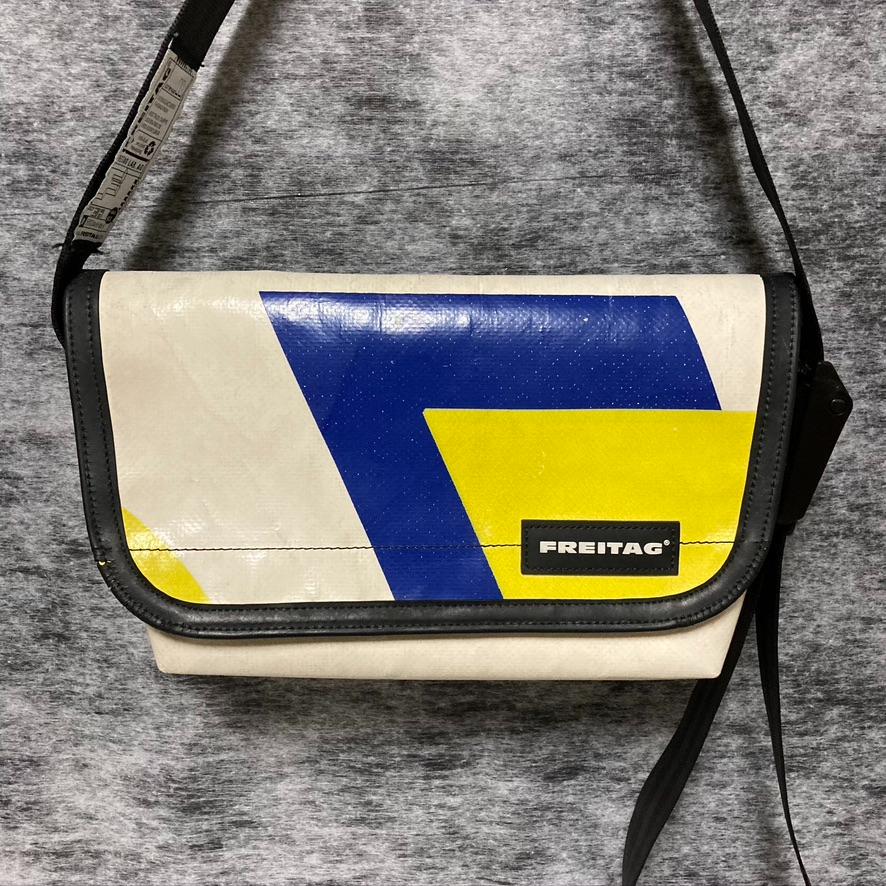 FREITAG F41 HAWAII FIVE-O