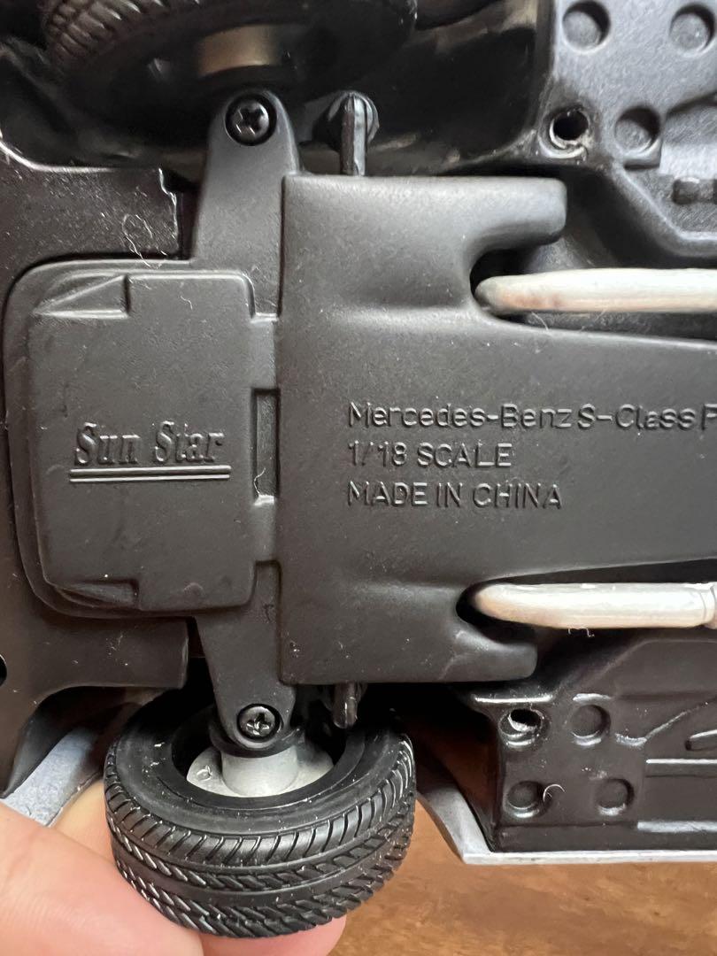 ミニカー1/18 箱ありMERCEDES BENZ No.66