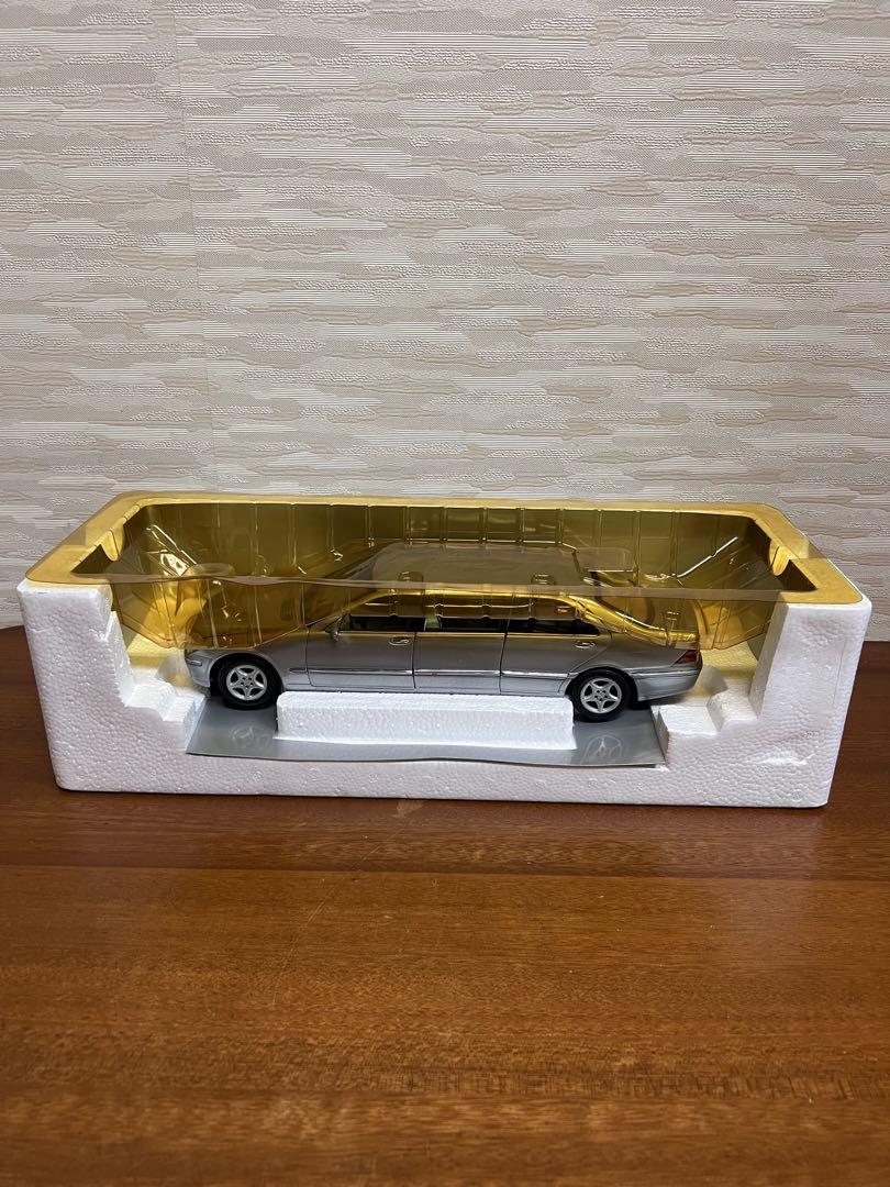 ミニカー1/18 箱ありMERCEDES BENZ No.66