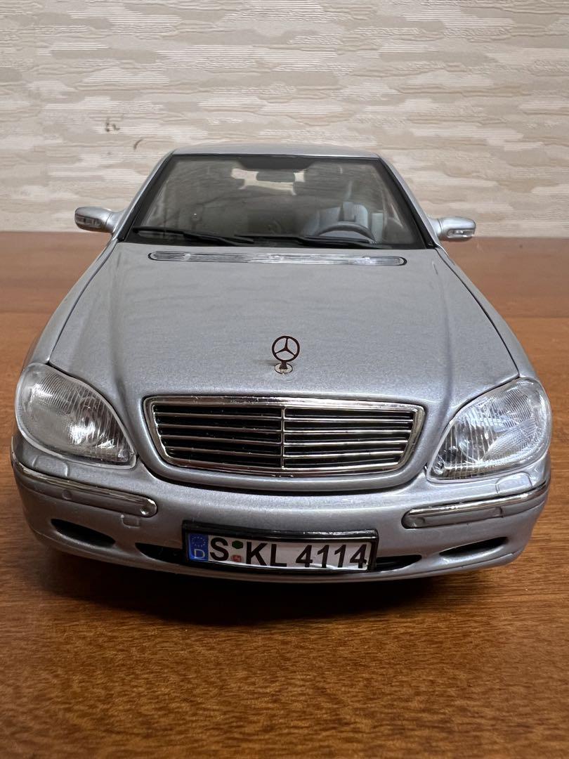 ミニカー1/18 箱ありMERCEDES BENZ No.66