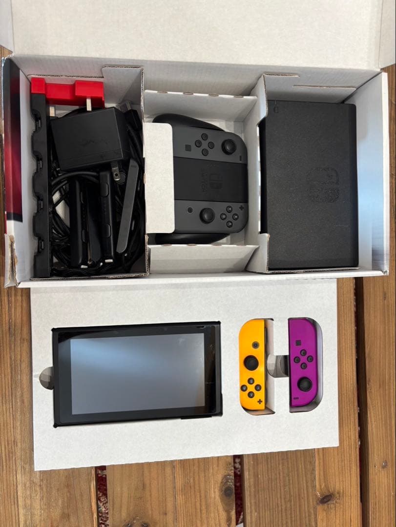 Nintendo Switch 本体 オレンジ/パープル Joy-Con