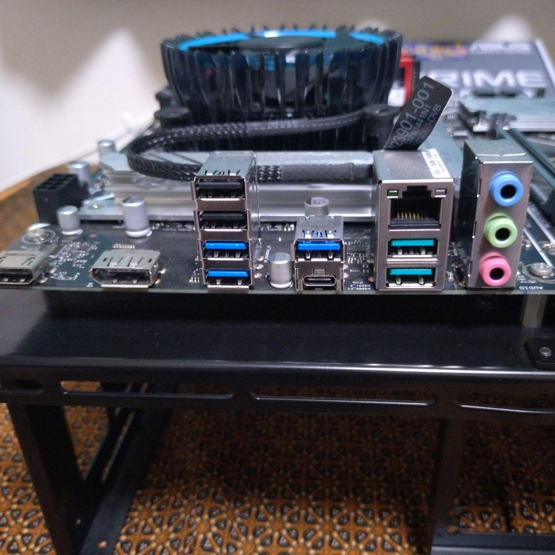 ASUS H670-PLUS D4 マザーボード 本体