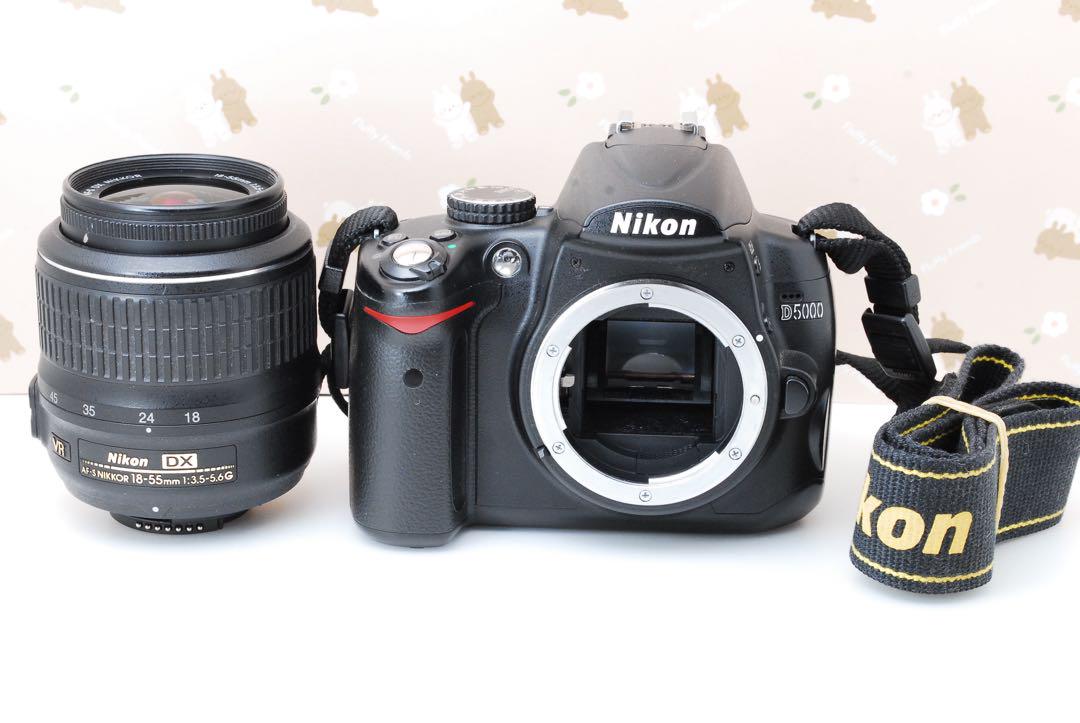 ご旅行やおでかけに❤️Nikon D5000❤️自撮りOK♪スマホ転送OK♪
