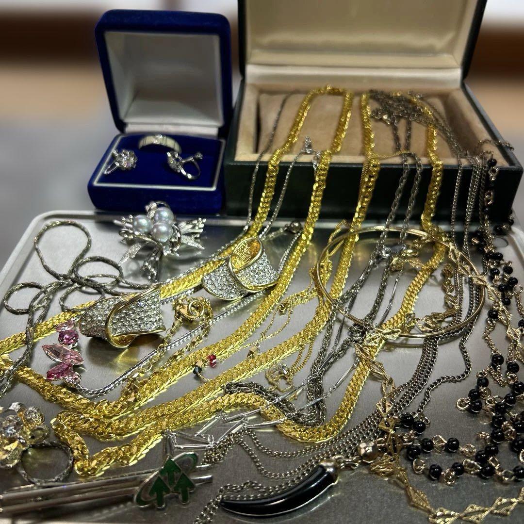 遺品整理 まとめ売り アクセサリー リング シルバー 未検品 遺品整理 生前整理 遺品整理 まとめ 指輪 ネックレス アクセサリー 金