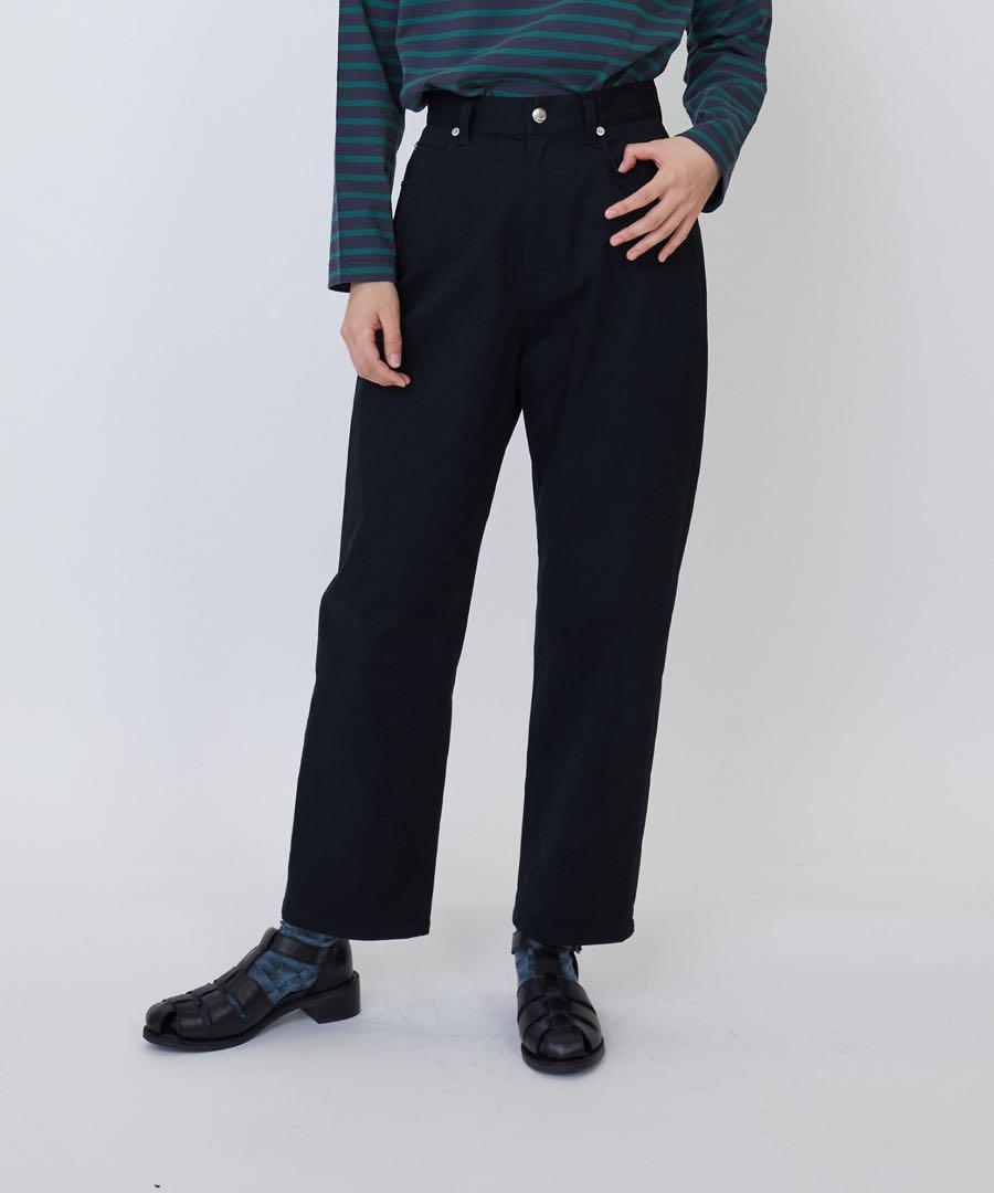 新品未使用品♡ loisir コットンチノモンローパンツ 黒 38