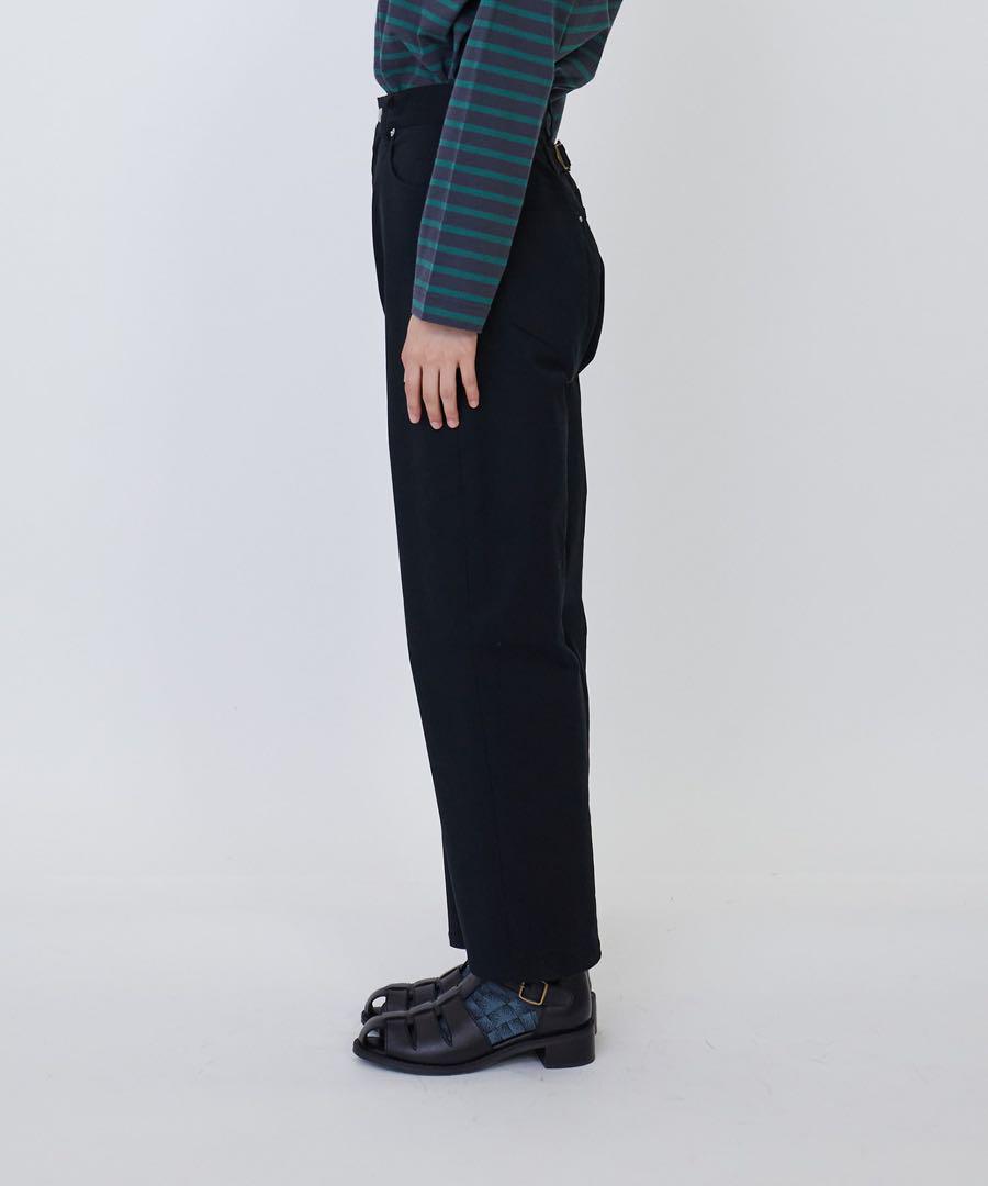 新品未使用品♡ loisir コットンチノモンローパンツ 黒 38