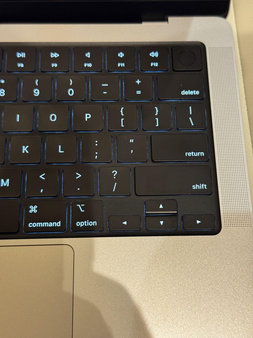 カ*キ様 Apple MacBook Pro 14インチ M3 Pro 36GB