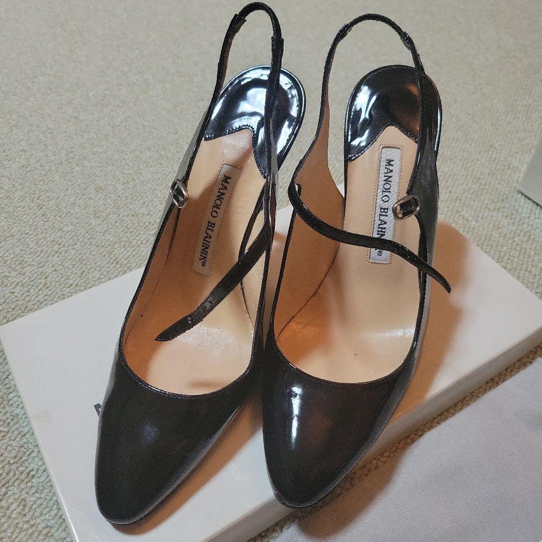 MANOLO BLAHNIK ブラック ハイヒール - メルカリ
