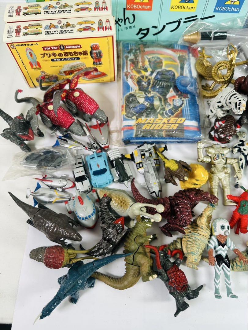 ウルトラマン ゴジラ フィギュアセット 約50体以上 ウルトラマン ゴジラ フィギュアセット 約50体以上 - メルカリ