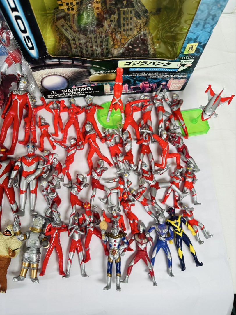 ウルトラマン ゴジラ フィギュアセット 約50体以上 ウルトラマン ゴジラ フィギュアセット 約50体以上 - メルカリ