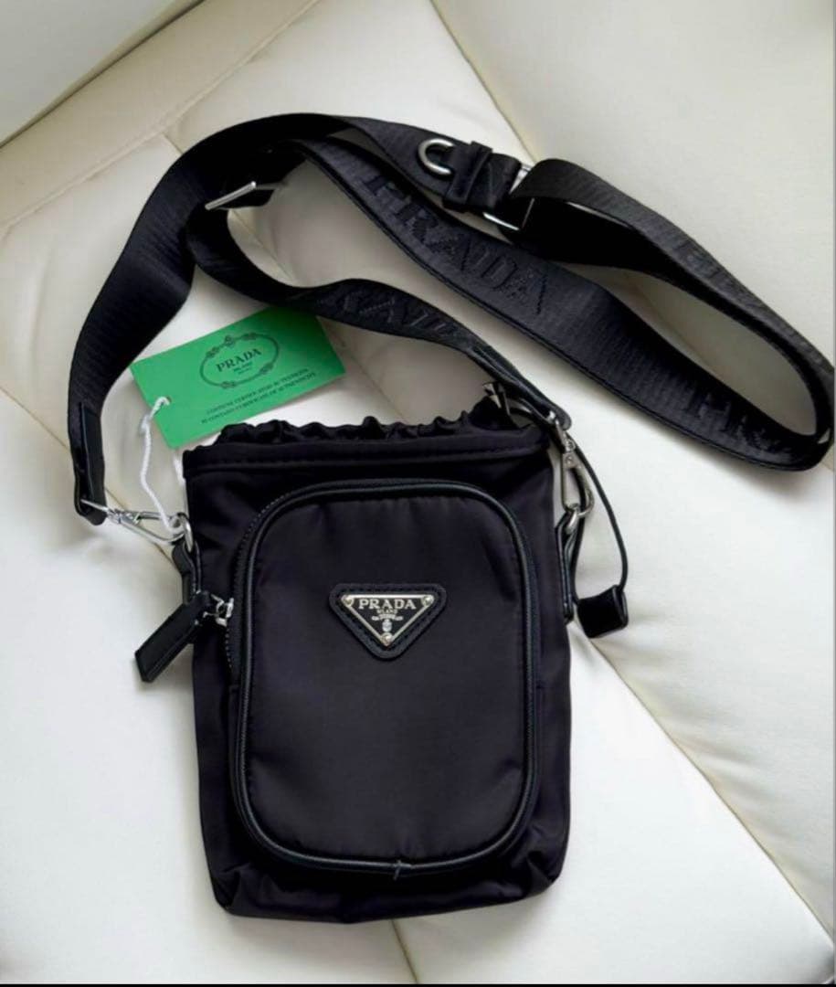 ショルダーバッグ