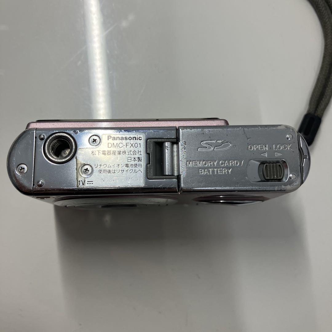 Panasonic LUMIX DMC-FX01 デジタルカメラ　デジカメ