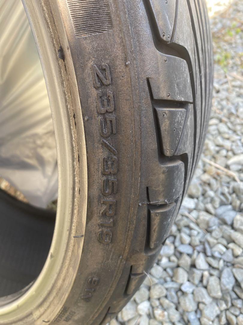 トライアングル　235/35r19 2本