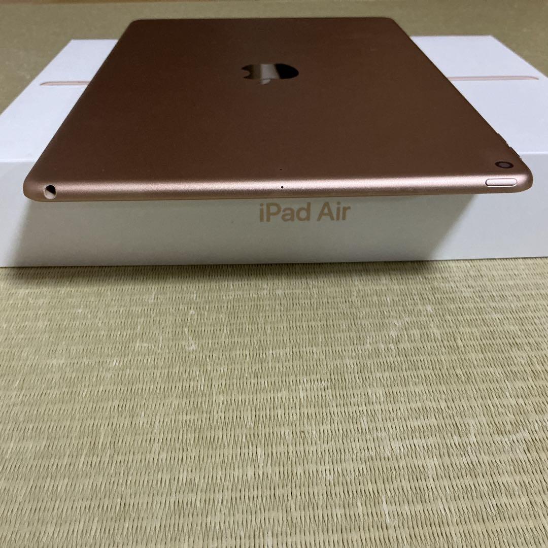 バッテリー91% iPad Air 第3世代 64GB Wifiモデル Gold バッテリー91% iPad Air 第3世代 64GB Wifiモデル Gold タブレット