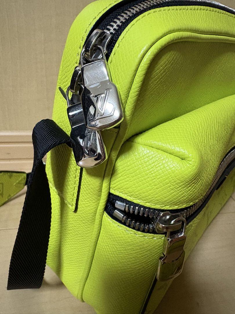 LOUIS VUITTON タイガラマ アウトドアメッセンジャー イエローメンズ
