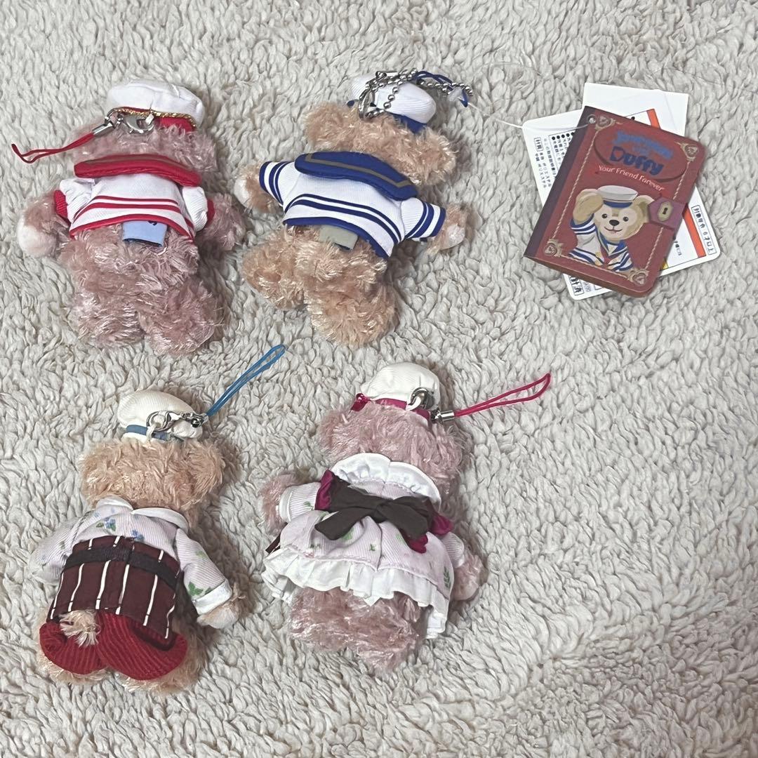 ダッフィー＆シェリーメイ　ぬいぐるみストラップ　バッジ　11体セット ダッフィー＆シェリーメイ ぬいぐるみストラップ バッジ 11体セット