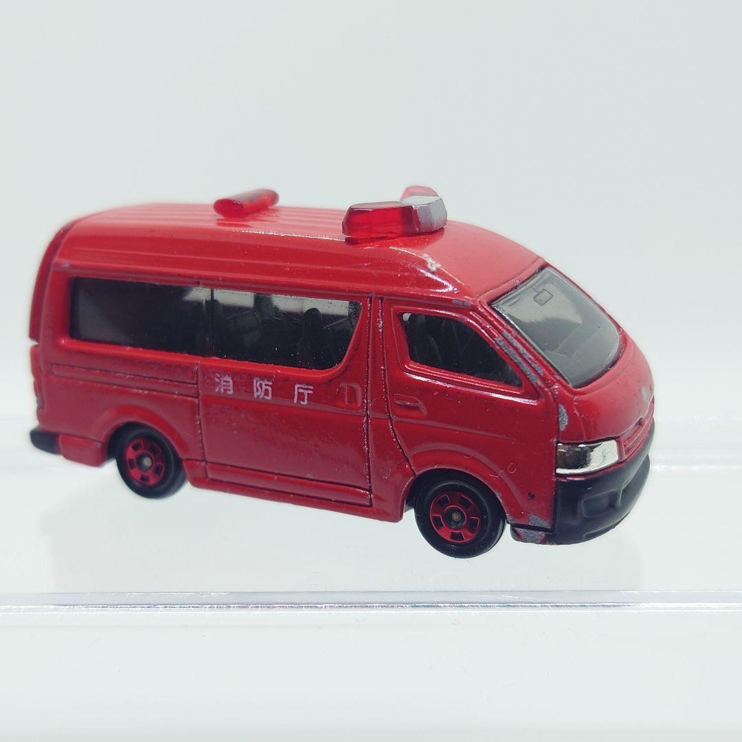 トミカ】トヨタ ハイエース HIACE No48 2005 - メルカリ