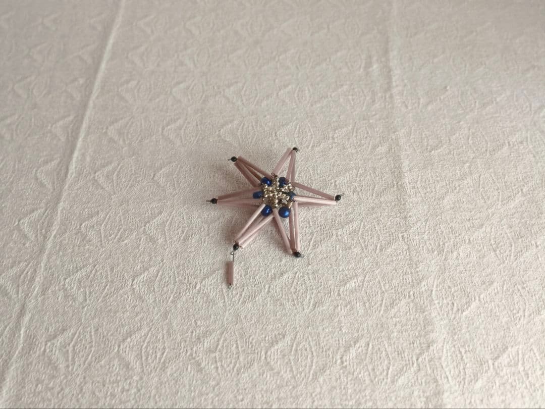 * antique beads ✵* 星のカタチの ビーズオーナメント