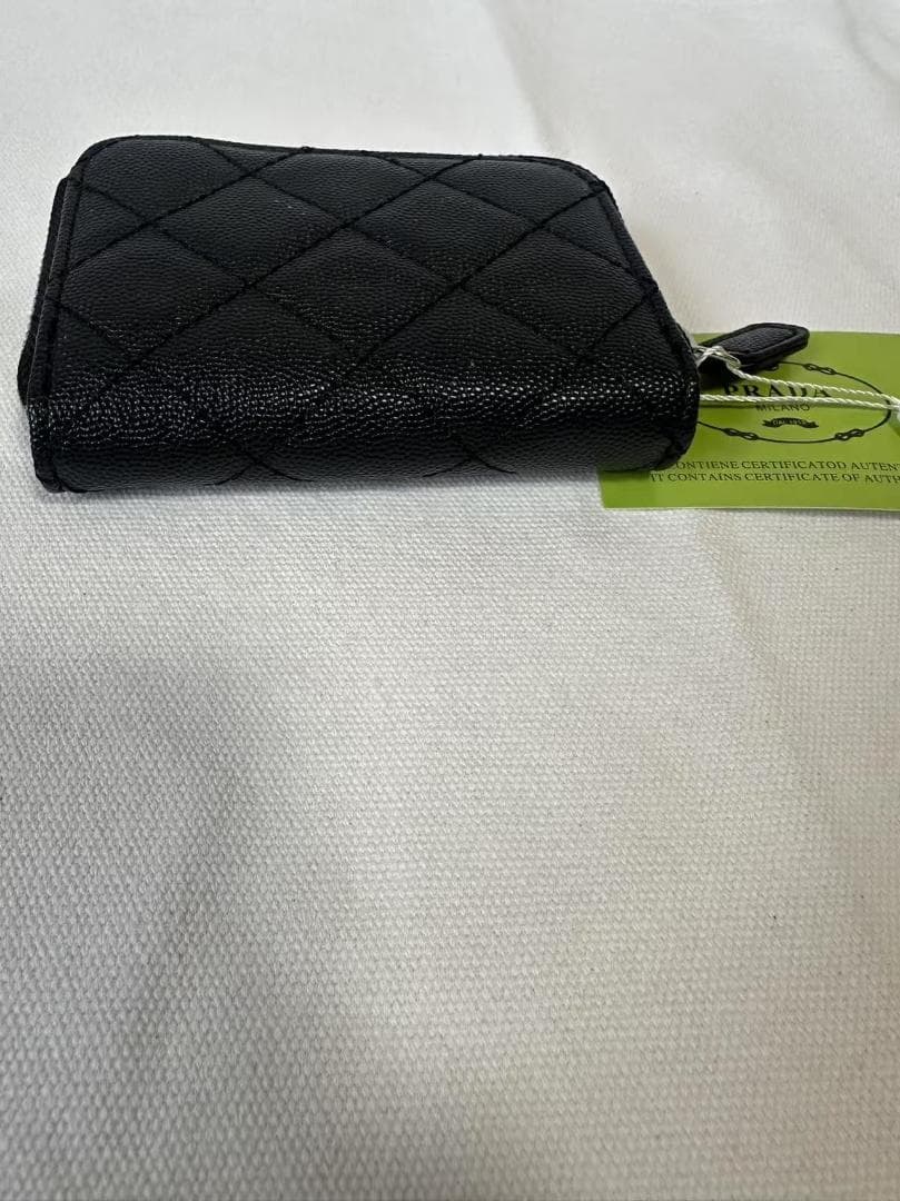 PRADA ブラック キルティング カードケース