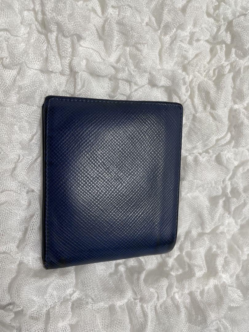 PRADA ネイビー 二つ折り財布 箱付き - メルカリ