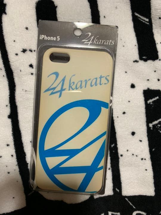 メルカリ 24karats Iphoneケース Iphone用ケース 499 中古や未使用のフリマ