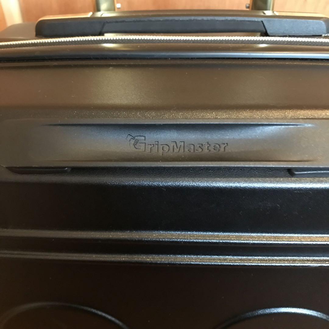 Disney キャリー　機内　30L ハピタス ディズニー ミッキー　バッグ