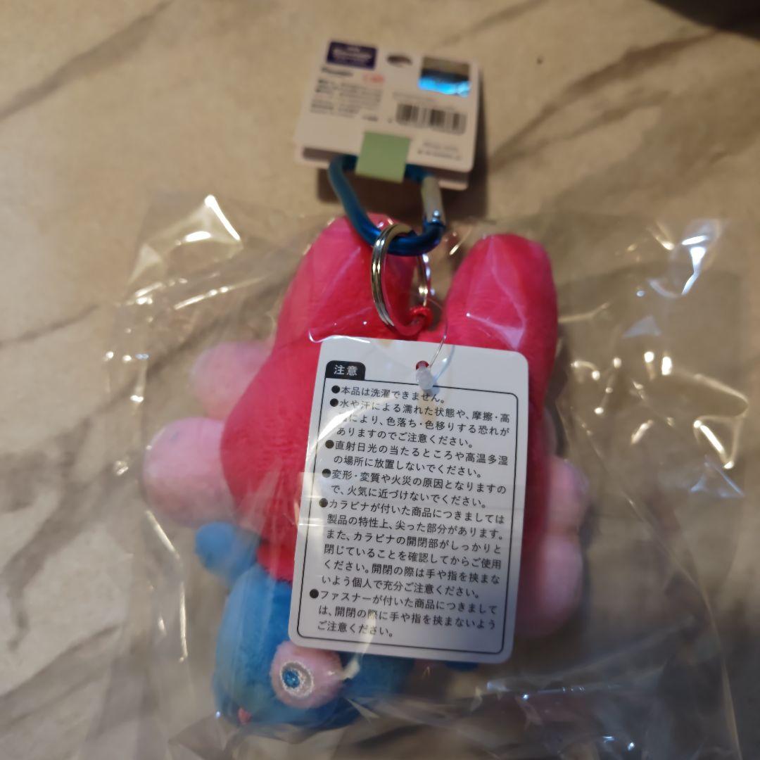 な*ぎ様 万博限定　ミャクミャク　マイメロ　 ぬいぐるみ カラビナ付き【新品、未