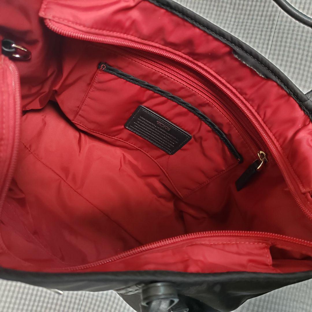 があります⒇ 中古良品 ナイロン地 内側赤色 送料込み Z9bQx-m32254037787 トゥミ TUMI 黒ブラック ブランド