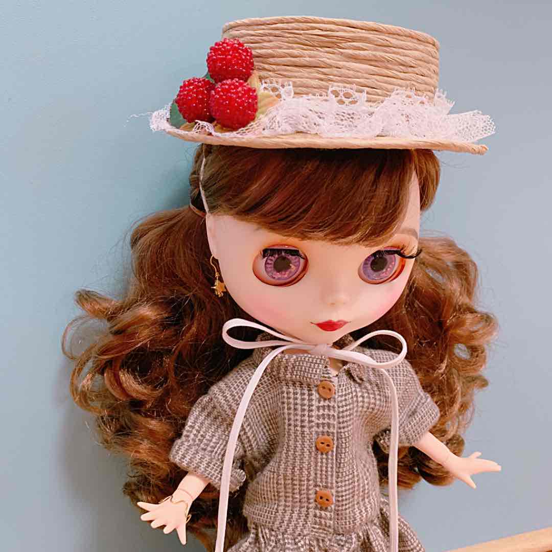 メルカリ 麦わら帽子 ワンピース コーデセット ブライスアウトフィット おもちゃ 人形 2 500 中古や未使用のフリマ