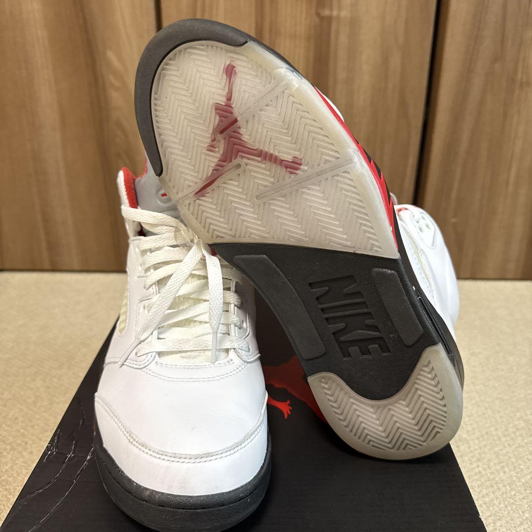 Air Jordan 5 Retro 9 (27cm) 中古